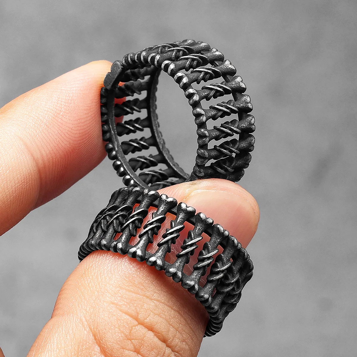 Retro Gothic Bone Men Rings St - Vintage Fashion Newtown recension och pris