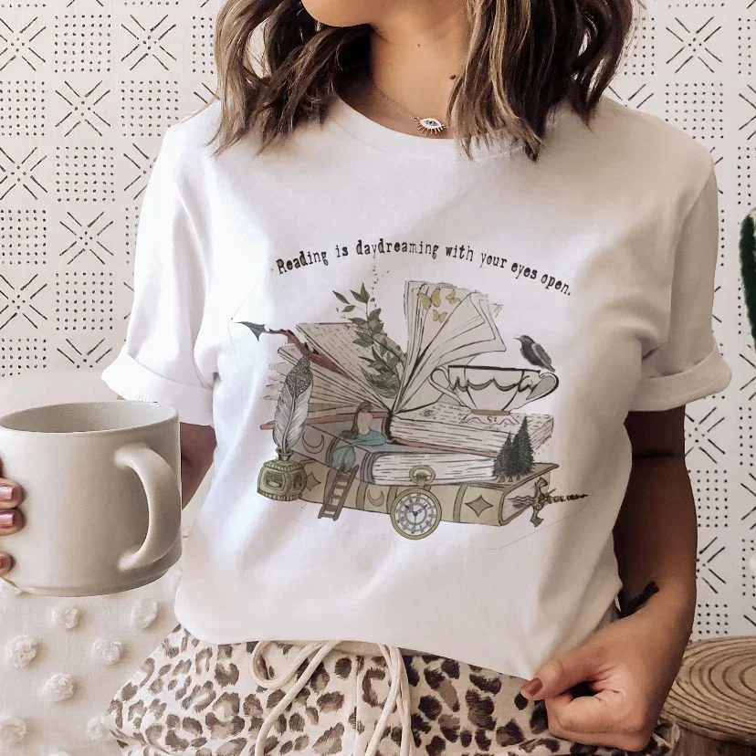 Books Cats Tarot Vintage Tee F - Vintage Fashion Books recension och pris