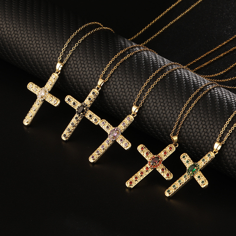 New Design Zircon Cross Pendan - Vintage Fashion Newtown recension och pris